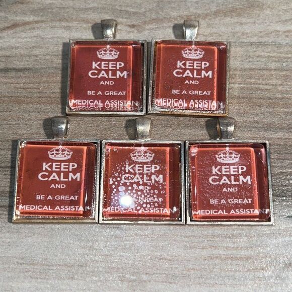 Medical assistant pendant keep calm and be a great medical assistant glass Lot 5 - Picture 1 of 7